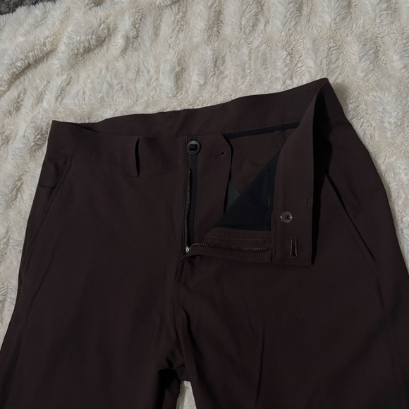 LULULEMON ATHLETICA Men’s Slim-Tapered Heavy Twill Trousers - Picture 11 of 16